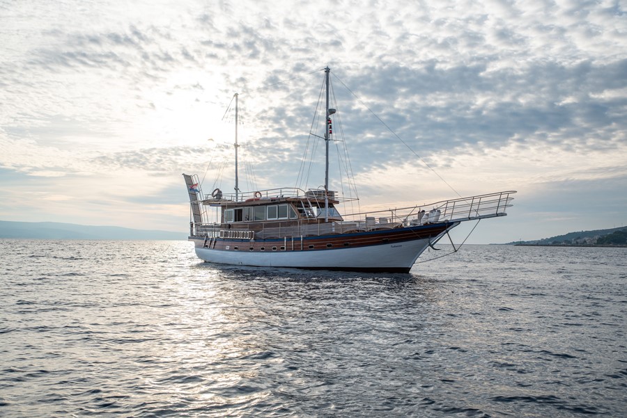 Vollcharter Kreuzfahrt mit Gulet Trebenna