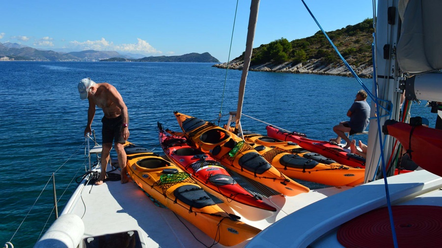 Aktivferien  in Dubrovnik mit Segeln Kajak SUP und Wandern mit 3 Uebernachtungen auf dem Katamaran