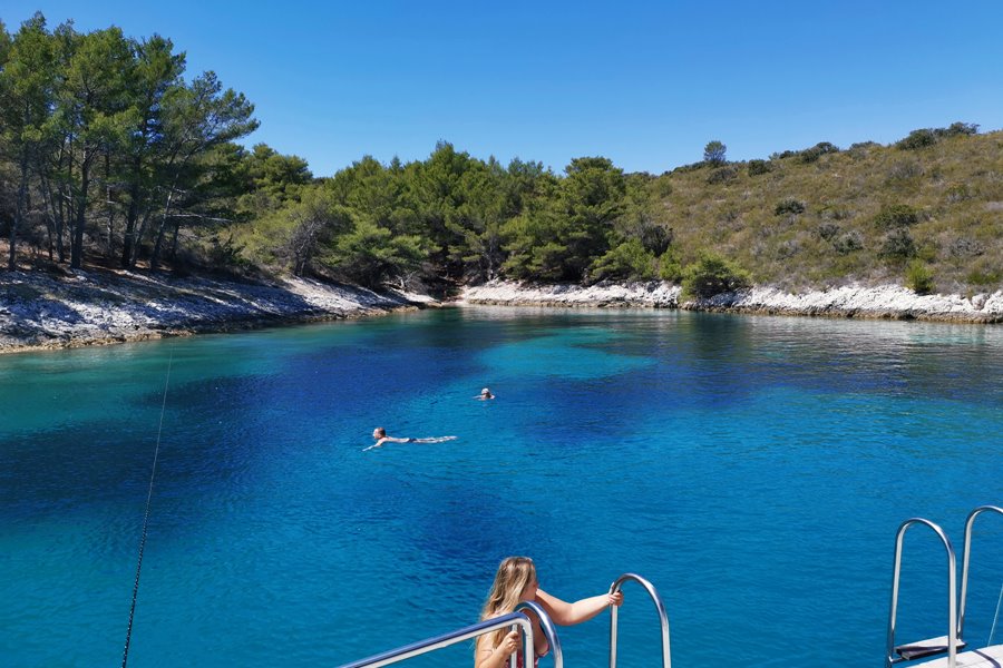 Baderoute Inselhüpfen 2 Wochen Kreuzfahrt ab Trogir