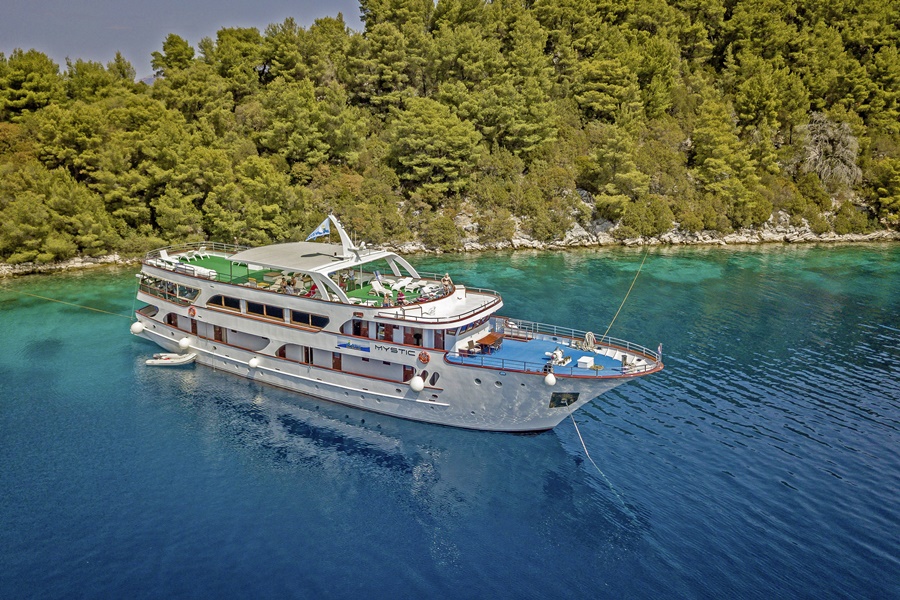 Baderoute Inselhüpfen Kreuzfahrt ab Trogir mit MY Mystic****