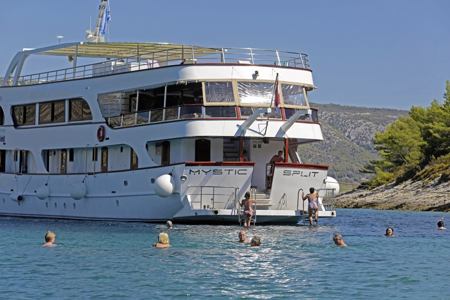 Baderoute Inselhüpfen Kreuzfahrt ab Trogir mit MY Mystic****