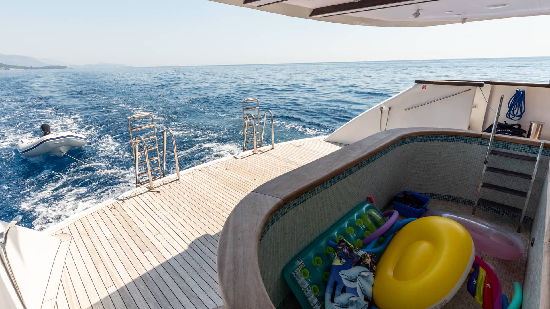 Inselhüpfen Deluxe Yacht Kreuzfahrt ab Dubrovnik bis Split mit MY Antaris*****DS