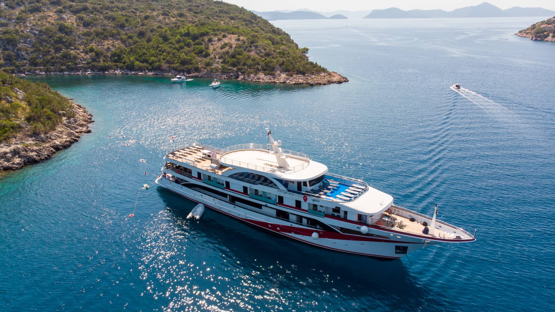 Inselhüpfen Deluxe Yacht Kreuzfahrt ab Dubrovnik bis Split mit MY Antaris*****DS