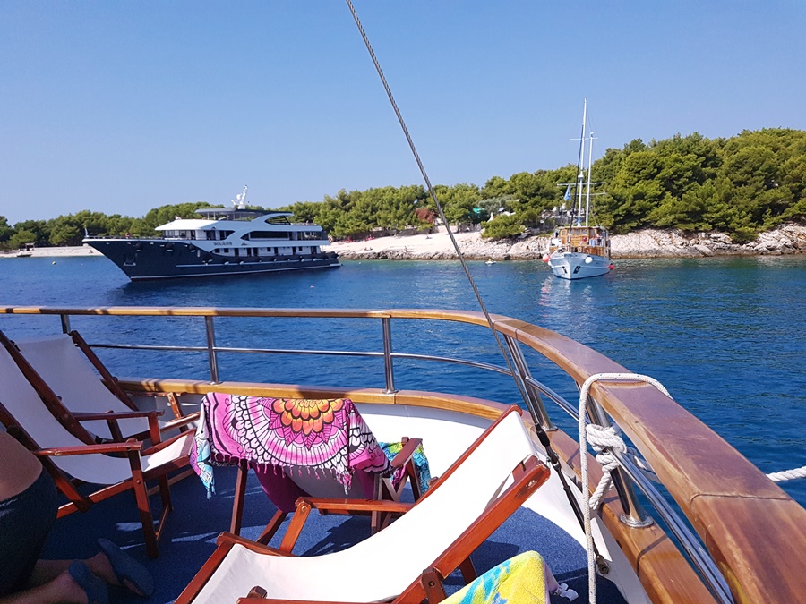 Vollcharter Kreuzfahrt mit MY Solaris ab Trogir