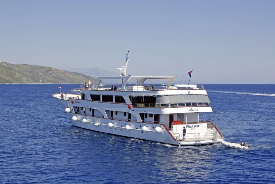 Baderoute T1 Kreuzfahrt ab Trogir mit MY Relax