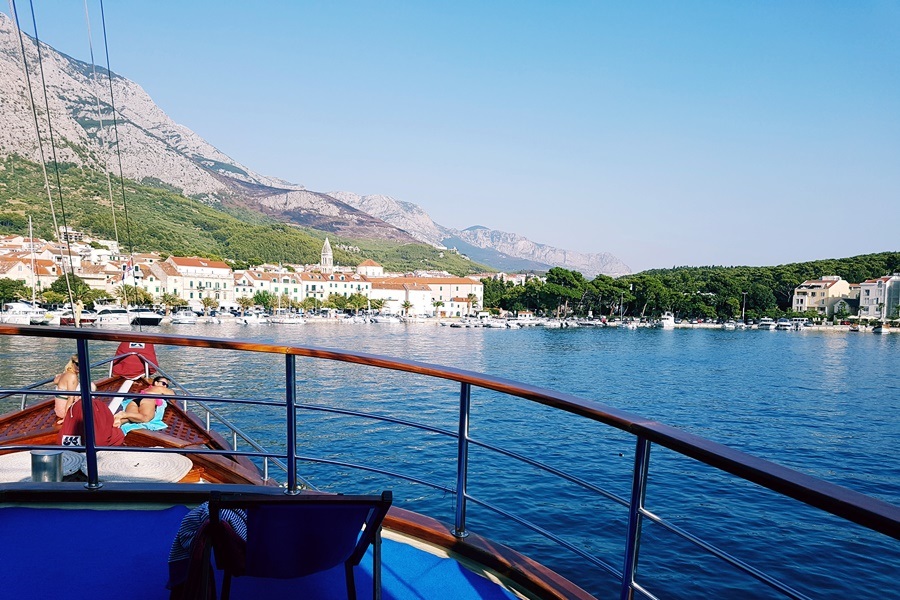 Baderoute Inselhüpfen Kreuzfahrt ab Trogir mit NoName Premium Schiff***