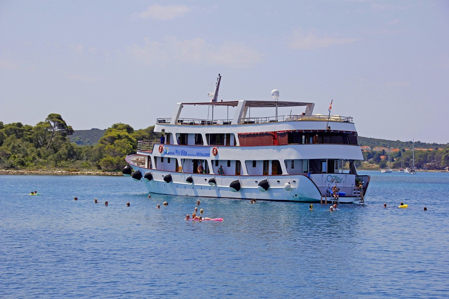 Vollcharter Kreuzfahrt mit MY Vita ab Rijeka