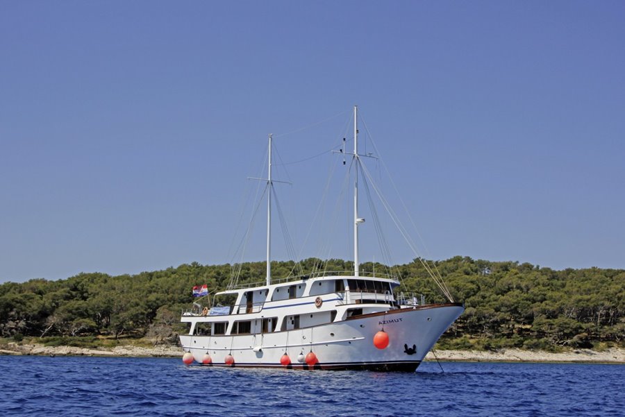 Vollcharter Kreuzfahrt mit MS Azimut ab Trogir