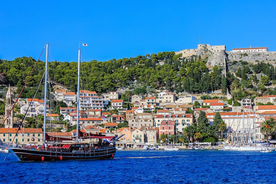 Inselhüpfen Yacht Kreuzfahrt mit MY Mama Marija***** ab Dubrovnik