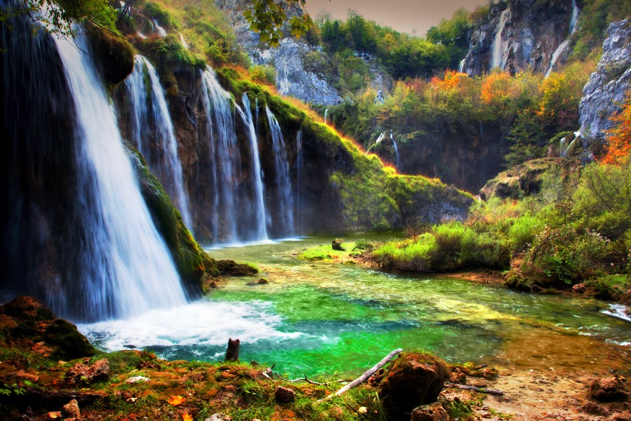 Aktivferien rund um Nationalpark Plitvice mit Wandern, Velofahren, Kajak, Schwimmen