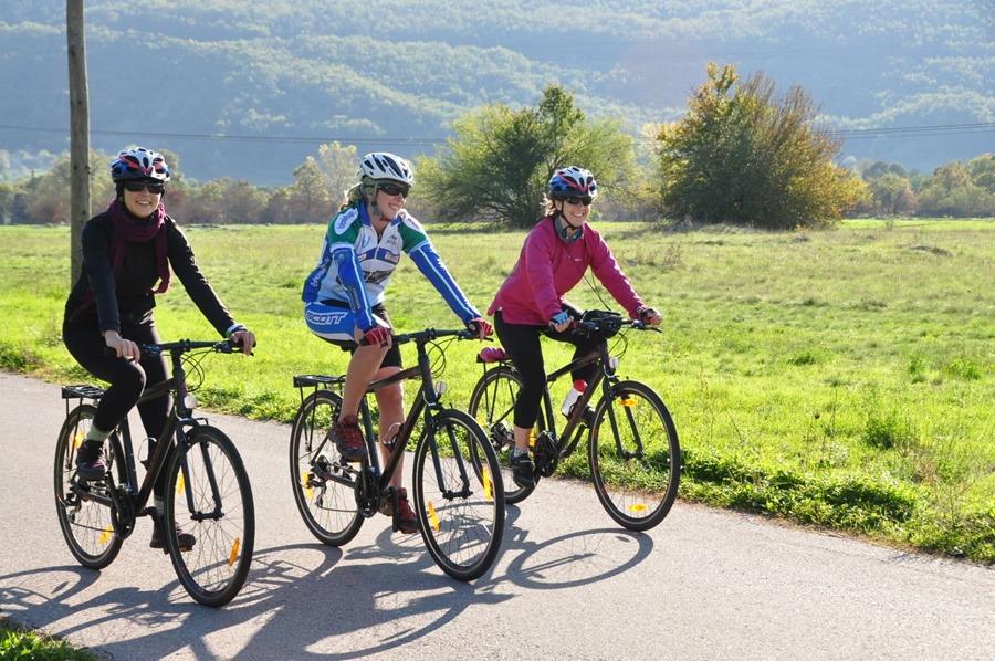 Aktivferien rund um Nationalpark Plitvice mit Wandern, Velofahren, Kajak, Schwimmen