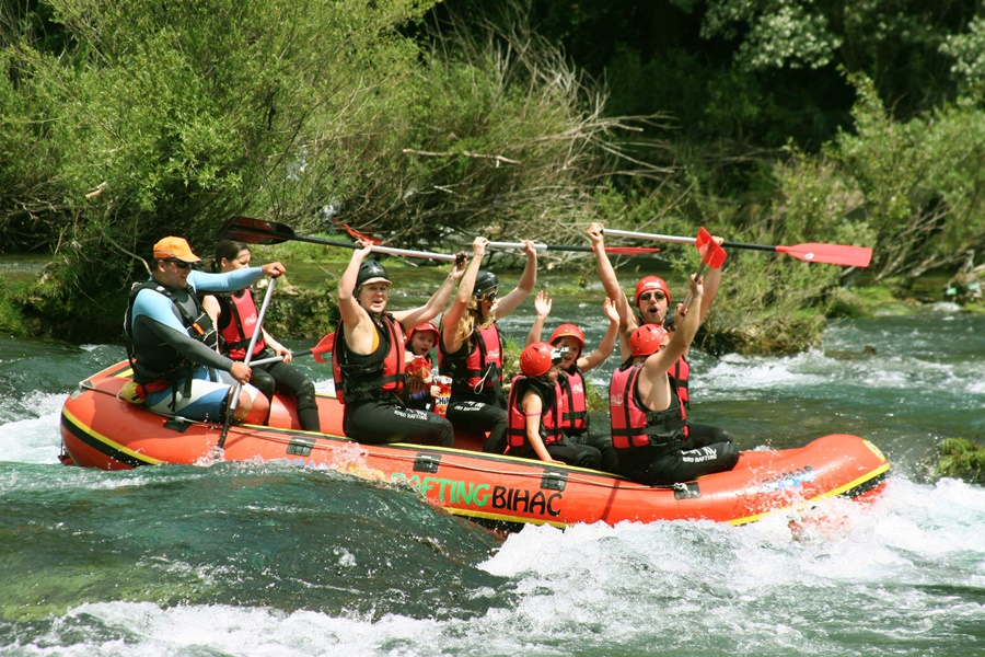 Aktivferien rund um Nationalpark Plitvice mit Wandern, Velofahren, Kajak, Schwimmen