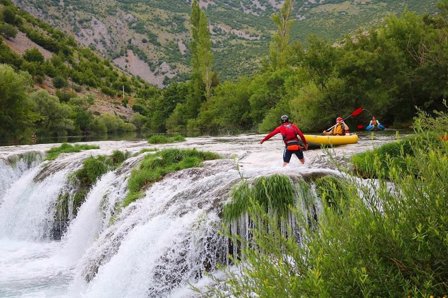 Aktivferien rund um Nationalpark Plitvice mit Wandern, Velofahren, Kajak, Schwimmen