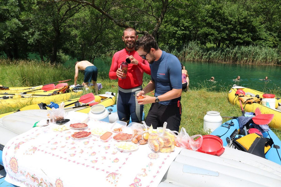 Aktivferien rund um Nationalpark Plitvice mit Wandern, Velofahren, Kajak, Schwimmen