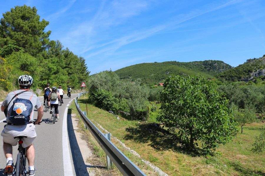 Radfahren durch Kroatiens Nationalparks