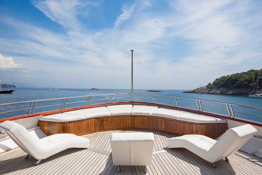 Inselhüpfen Deluxe Yacht Kreuzfahrt ab Split bis Dubrovnik - MY Prestige*****
