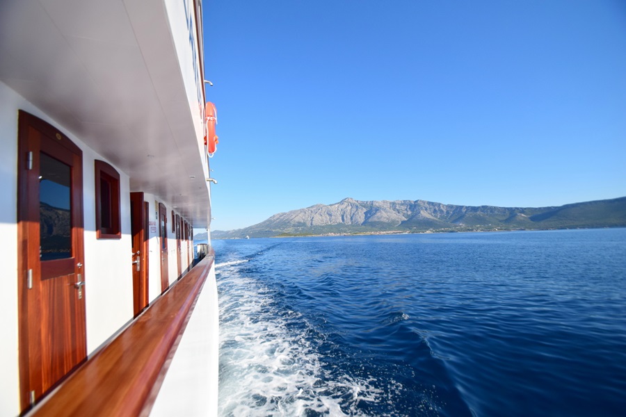 Inselhüpfen Deluxe Yacht Kreuzfahrt Split-Dubrovnik-Split mit MY Equator*****SPU