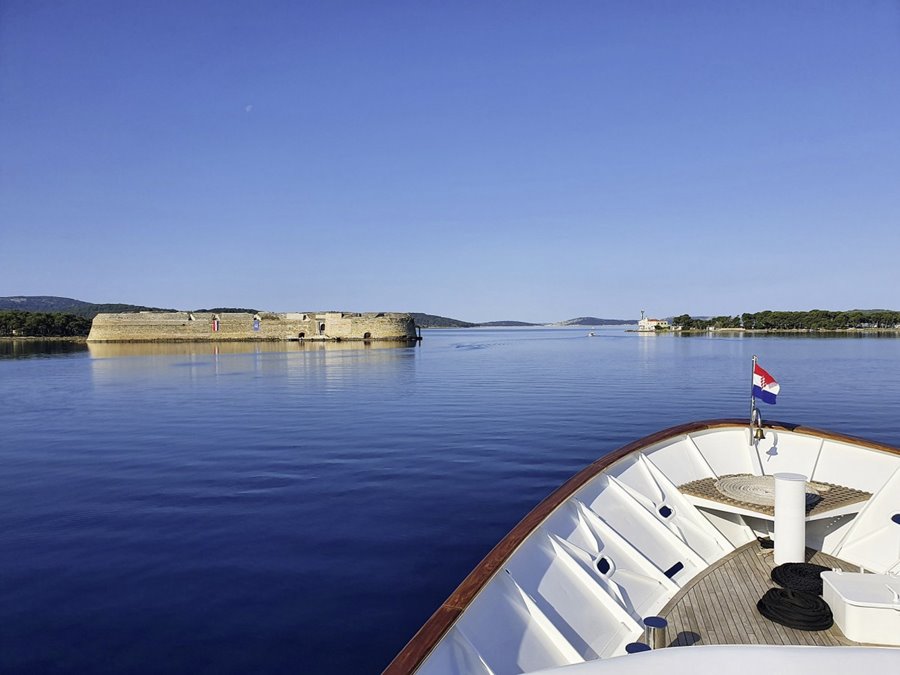 Vollcharter Deluxe Yacht Kreuzfahrt mit MY Il Mare