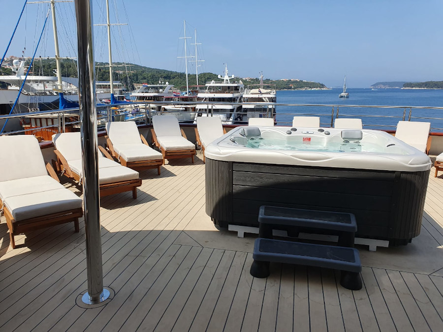 Inselhüpfen Yacht Kreuzfahrt mit MY Ambassador***** ab Dubrovnik